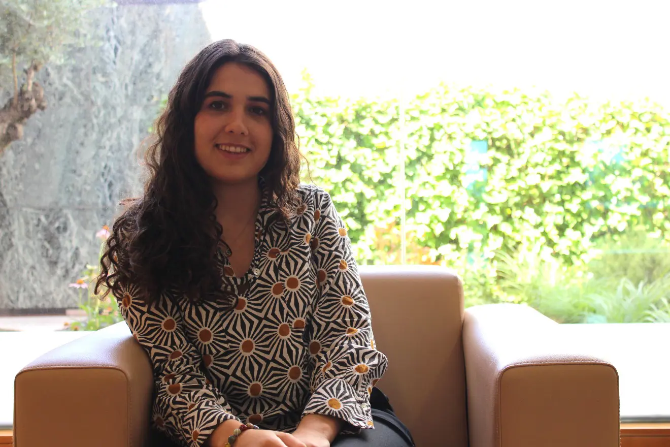 Editorial Maria Mencia